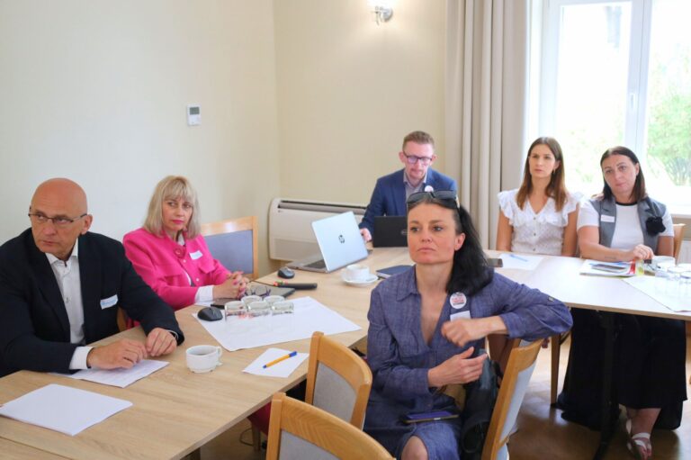 Zdjęcie z warsztatów w Skrzynkach